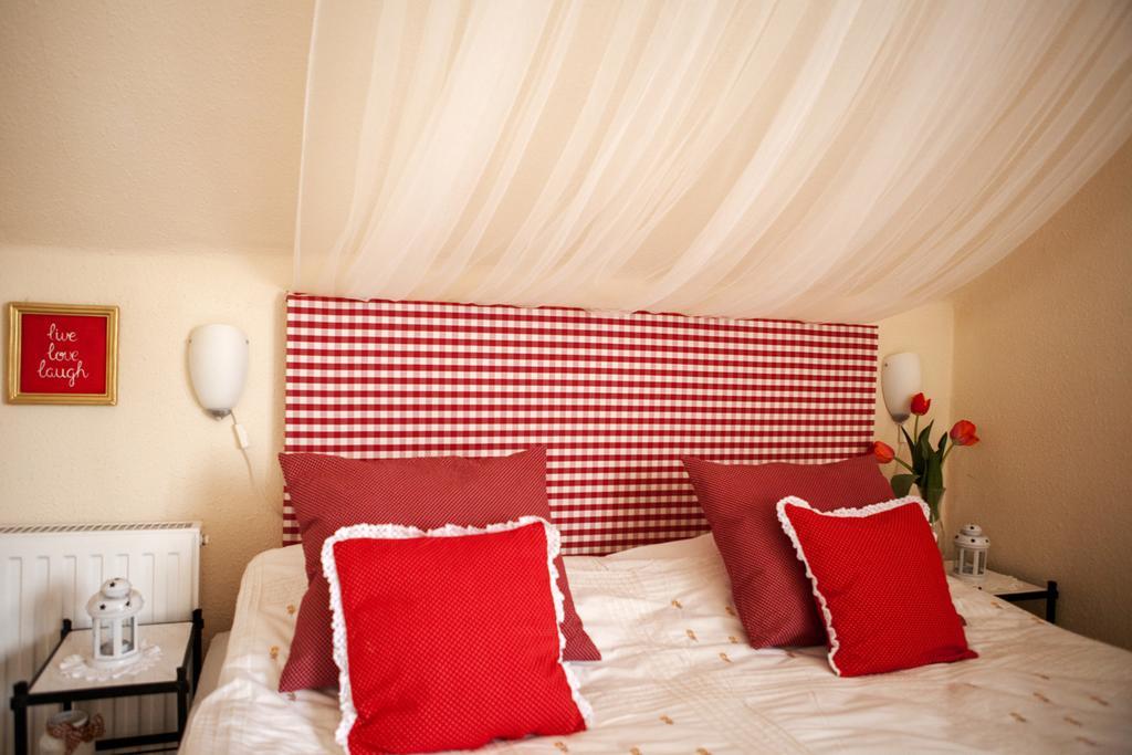 Emese Vendégház Noszvaj Habitación foto